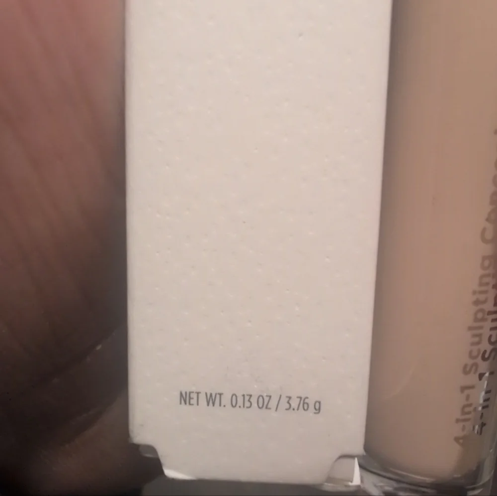 PUR 4-in-1 Sculpting Concealer - LN6
